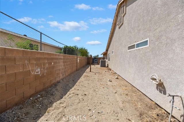 66034 Santa Rosa Road, Desert Hot Springs CA: https://media.crmls.org/medias/d8874690-abcb-4d9a-8be7-1648f066e6f5.jpg