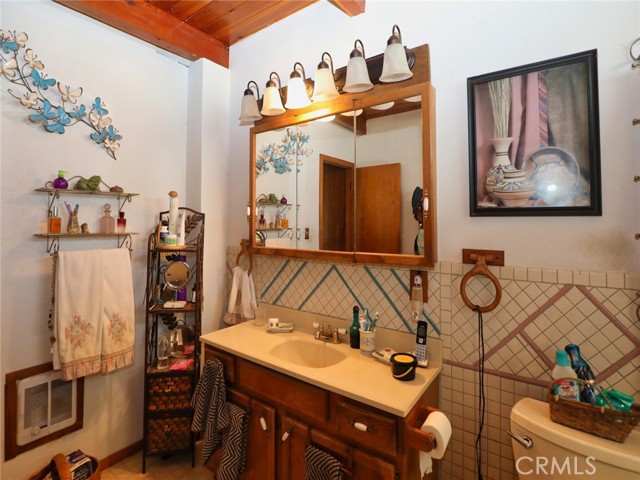 Detail Gallery Image 31 of 45 For 15793 35th Ave, Clearlake,  CA 95422 - 2 Beds | 2 Baths