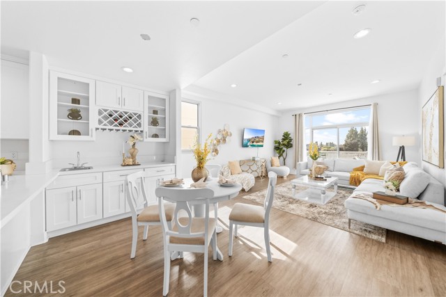 MLS #WS25259813 image #17