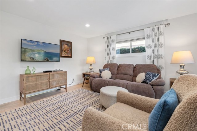 Detail Gallery Image 20 of 45 For 13822 Marquette St, Westminster,  CA 92683 - 5 Beds | 3 Baths