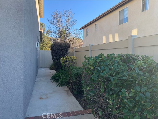 33782 Channel Street, Temecula CA: https://media.crmls.org/medias/d88803e1-8fbe-4bdf-b677-9cf61801b27f.jpg