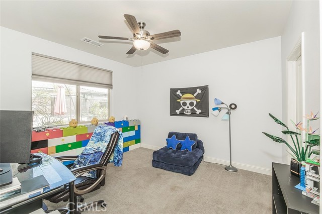 Image 23 of 75 For 877 Treasure Hills