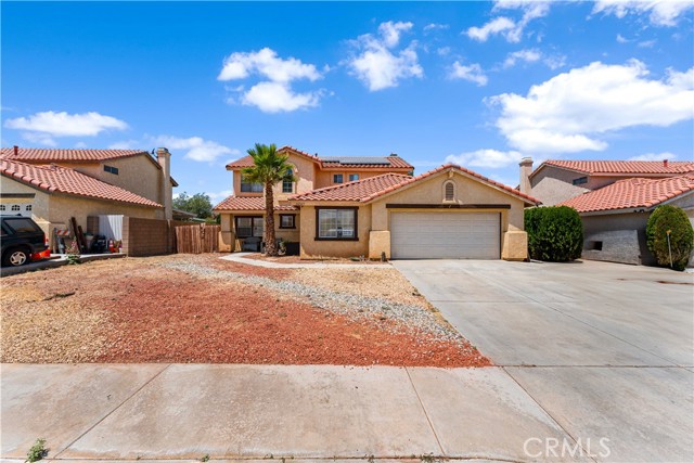 Detail Gallery Image 1 of 31 For 36917 42nd St, Palmdale,  CA 93552 - 3 Beds | 3 Baths