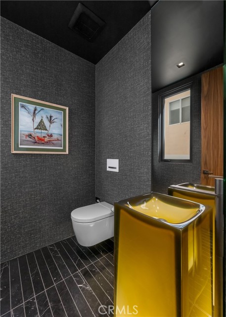 Image 48 of 53 For 2516 Ocean Boulevard