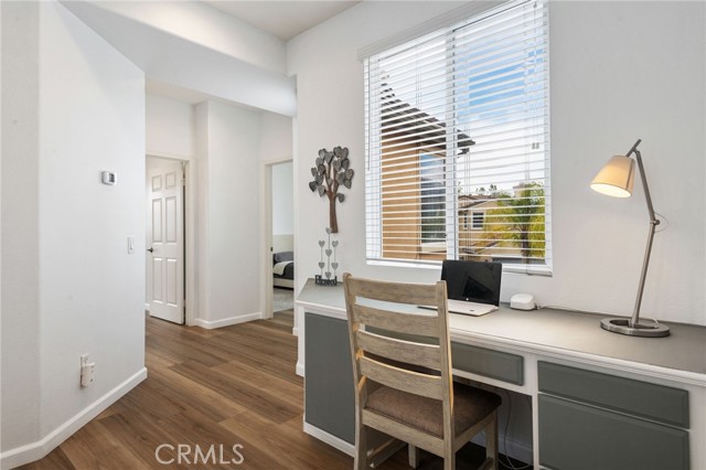 Detail Gallery Image 14 of 38 For 27563 Weeping Willow Dr, Valencia,  CA 91354 - 4 Beds | 2/1 Baths