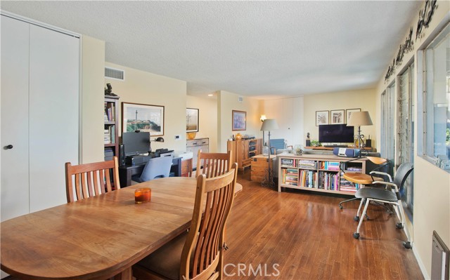 Detail Gallery Image 9 of 25 For 4252 Fair Ave #2,  North Hollywood,  CA 91602 - 2 Beds | 2 Baths