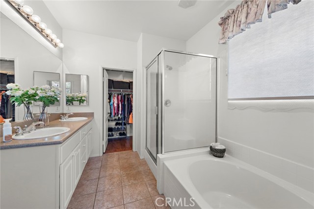 81 Mercantile Way, Ladera Ranch CA: https://media.crmls.org/medias/d88ad809-d0bc-44b8-a539-1d3eaab4b3bf.jpg