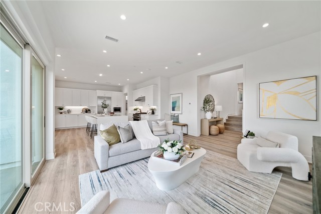 101 eversedge, Irvine CA: https://media.crmls.org/medias/d88df4a8-7839-48a5-a986-74f062a4de0e.jpg
