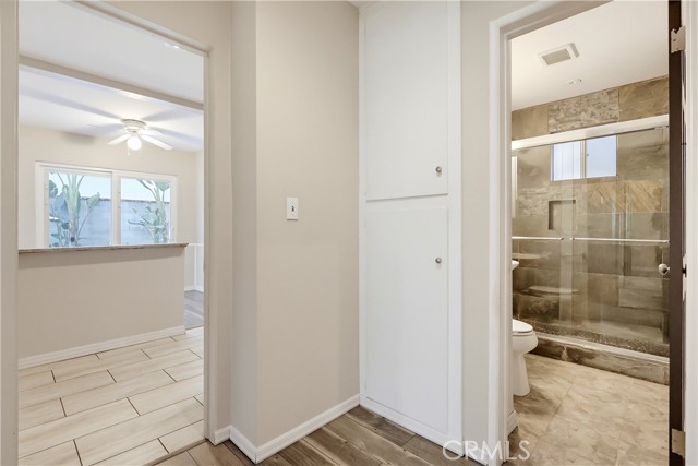 17811 Ludlow Street photo 17