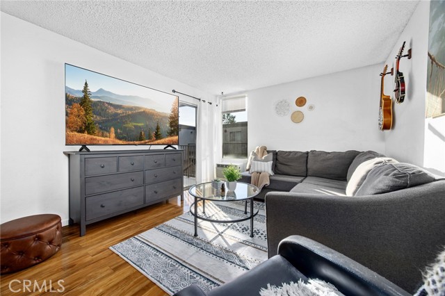 Front Image Thumbnail for CROC26041460