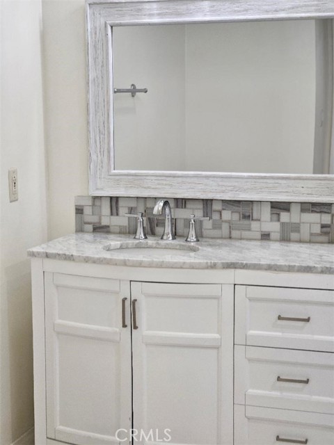 Detail Gallery Image 15 of 15 For 18639 Liggett, Northridge,  CA 91324 - 3 Beds | 2 Baths