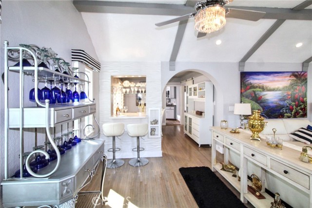 207 Santa Ana Avenue, Long Beach CA: https://media.crmls.org/medias/d893489b-31c7-4c0d-b409-246df3940438.jpg
