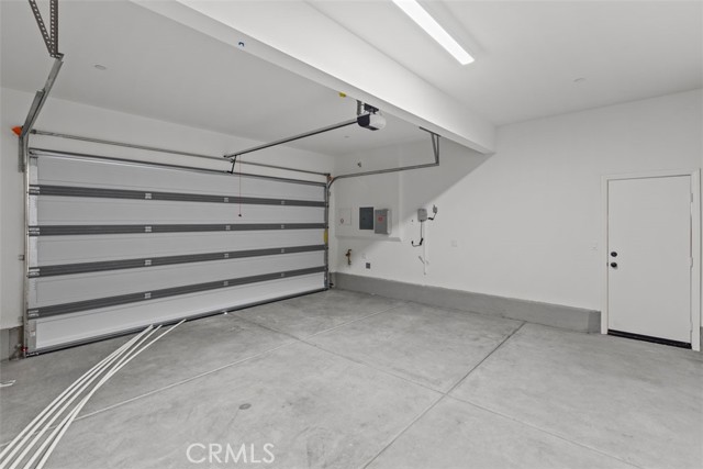 1249 Butterfly Way, Banning CA: https://media.crmls.org/medias/d8939cd9-0b26-451c-b8e1-2e96f68c89db.jpg