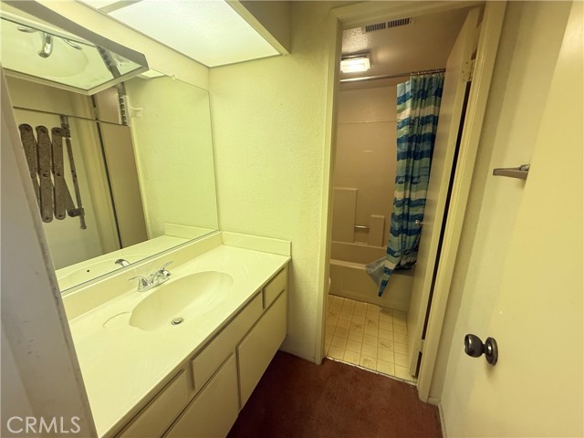 Detail Gallery Image 21 of 47 For 1496 Corte Hacienda, Upland,  CA 91786 - 2 Beds | 2/1 Baths