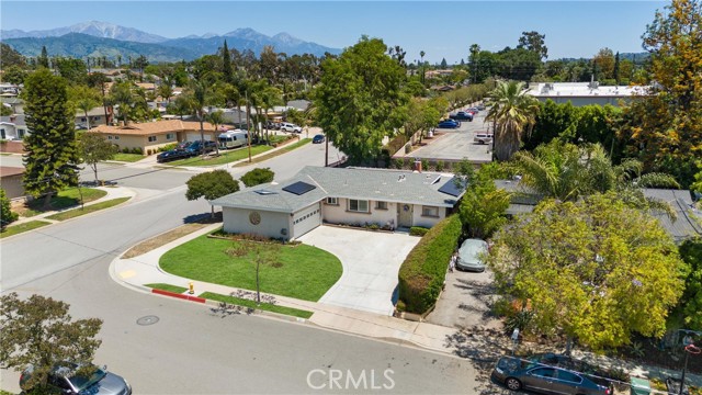 Detail Gallery Image 2 of 32 For 180 N De Lay Ave, Covina,  CA 91723 - 4 Beds | 2 Baths