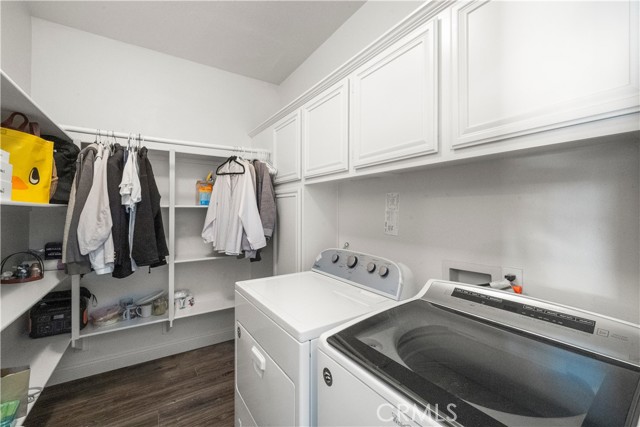 8787 Sunbird Avenue, Fountain Valley CA: https://media.crmls.org/medias/d895881f-ccc2-4a9e-aa5a-385c21cbae31.jpg