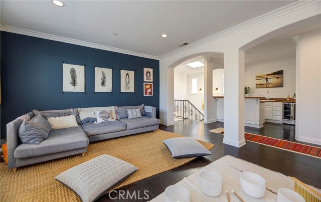 Detail Gallery Image 37 of 75 For 700 Avenue C, Redondo Beach,  CA 90277 - 5 Beds | 5/1 Baths