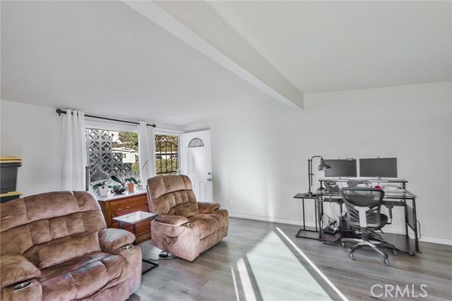 4657 Chateau Place, San Diego CA: https://media.crmls.org/medias/d895c015-d06c-48ee-bbd5-48a5ef63c34f.jpg