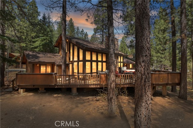 Detail Gallery Image 1 of 50 For 733 Winterset Ct, Big Bear Lake,  CA 92315 - 3 Beds | 2/1 Baths