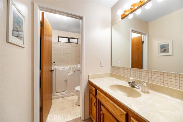 Detail Gallery Image 16 of 37 For 834 Nicklaus, Paso Robles,  CA 93446 - 3 Beds | 2 Baths