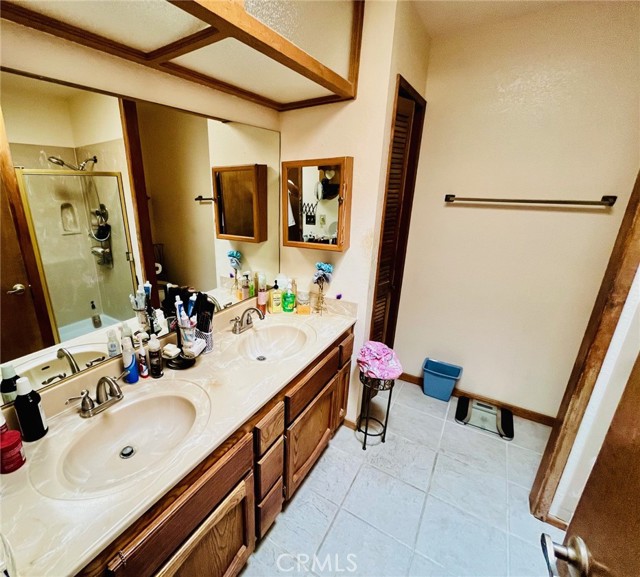 Detail Gallery Image 21 of 25 For 18828 Corwin Rd, Apple Valley,  CA 92307 - 4 Beds | 3/1 Baths