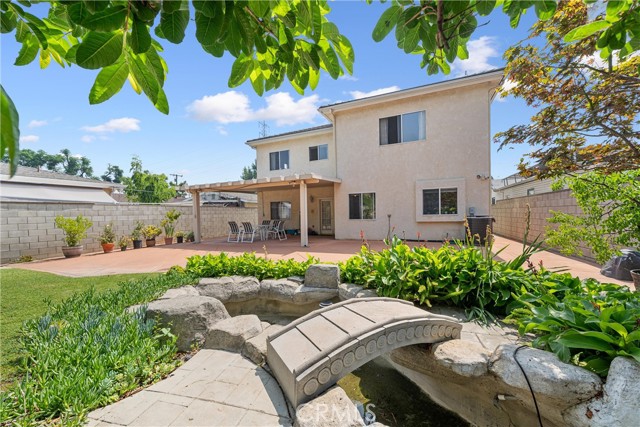 5939 N Vista Street, San Gabriel CA: https://media.crmls.org/medias/d8973e2f-5b47-4d0c-9f89-8d299e973598.jpg