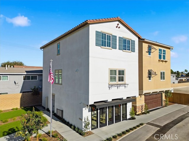 Front Image Thumbnail for CRIV26065727