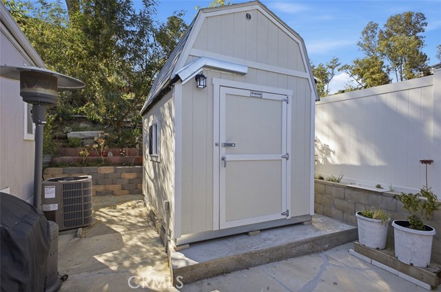 Detail Gallery Image 15 of 21 For 23777 Mulholland Hwy #203,  Calabasas,  CA 91302 - 3 Beds | 2 Baths