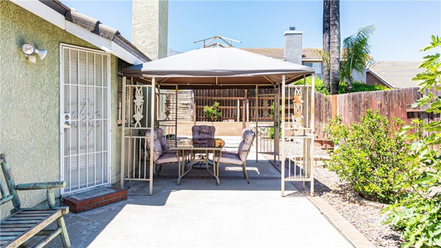 7339 Greenbriar Place, Rancho Cucamonga CA: https://media.crmls.org/medias/d898b67c-f174-42a2-b2fa-fbcece6f7546.jpg