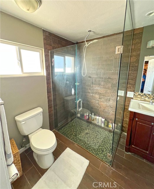 Detail Gallery Image 14 of 26 For 40966 Mayberry Ave, Hemet,  CA 92544 - 4 Beds | 2 Baths