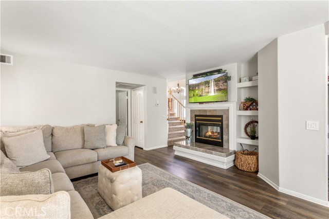 Detail Gallery Image 9 of 29 For 40108 Villa Venecia, Temecula,  CA 92591 - 4 Beds | 2/1 Baths