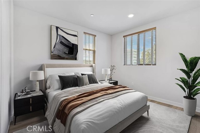 Detail Gallery Image 8 of 20 For 14700 Sherman, Van Nuys,  CA 91405 - 4 Beds | 3/1 Baths