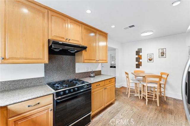 Detail Gallery Image 15 of 62 For 15 Firestone #4,  Irvine,  CA 92614 - 4 Beds | 2/1 Baths