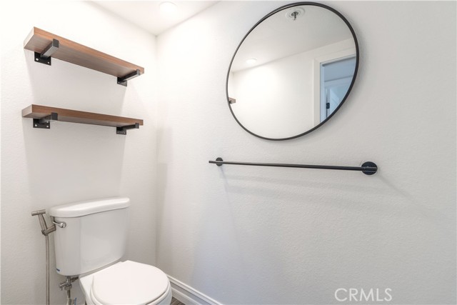 Detail Gallery Image 16 of 42 For 240 Nice #302,  Newport Beach,  CA 92663 - 2 Beds | 1/1 Baths