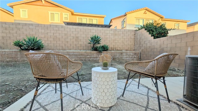 Detail Gallery Image 13 of 24 For 6341 Waterstone, Fontana,  CA 92336 - 4 Beds | 3 Baths