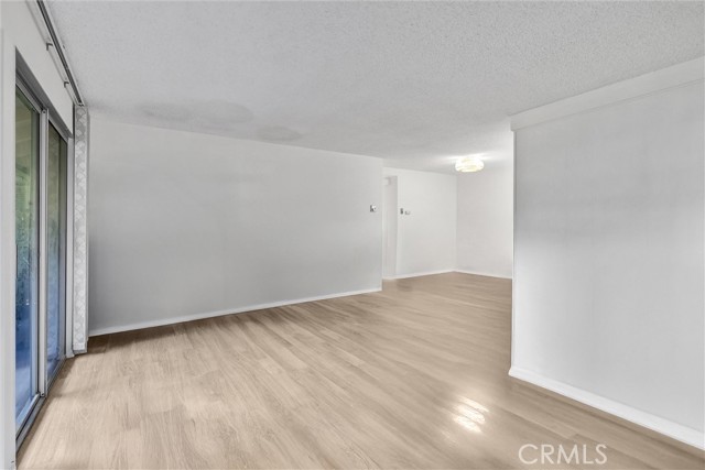 Detail Gallery Image 4 of 27 For 2329 via Mariposa #O,  Laguna Woods,  CA 92637 - 2 Beds | 2 Baths