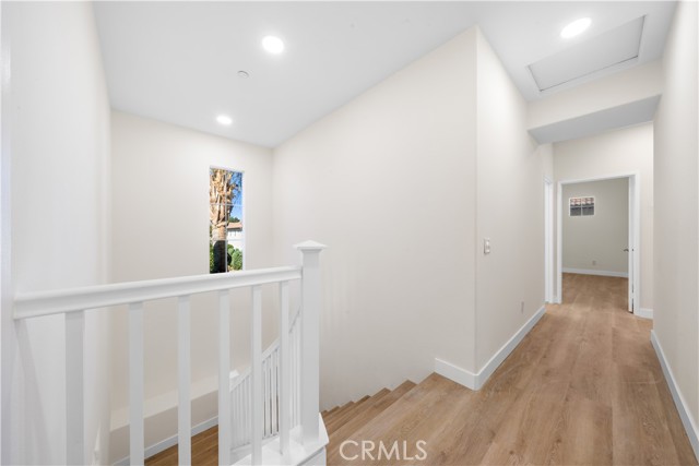 Detail Gallery Image 10 of 29 For 4539 Rivergate Court, Riverside,  CA 92505 - 4 Beds | 2/1 Baths