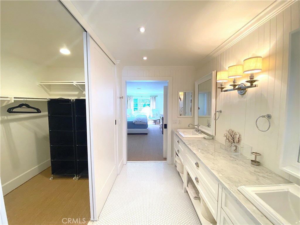 MLS #OC25239987 image #46