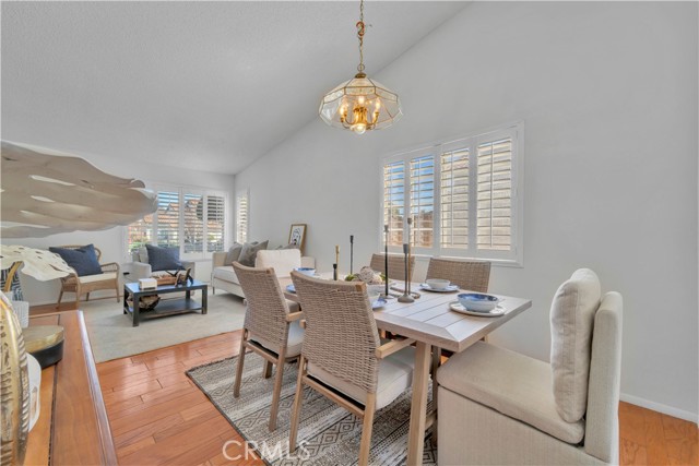 Detail Gallery Image 4 of 22 For 4487 Cedar Branch Ct, Moorpark,  CA 93021 - 3 Beds | 2 Baths