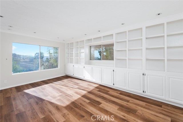 24971 KIT CARSON Road, Hidden Hills CA: https://media.crmls.org/medias/d89d9acd-5e08-46e4-8bdd-74c043ac36b4.jpg