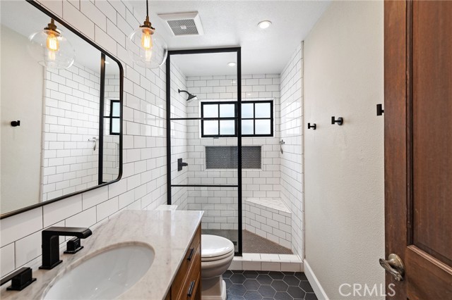 716 Broadway, Redondo Beach, California 90277, 3 Bedrooms Bedrooms, ,2 BathroomsBathrooms,Residential,Sold,Broadway,SB23089212