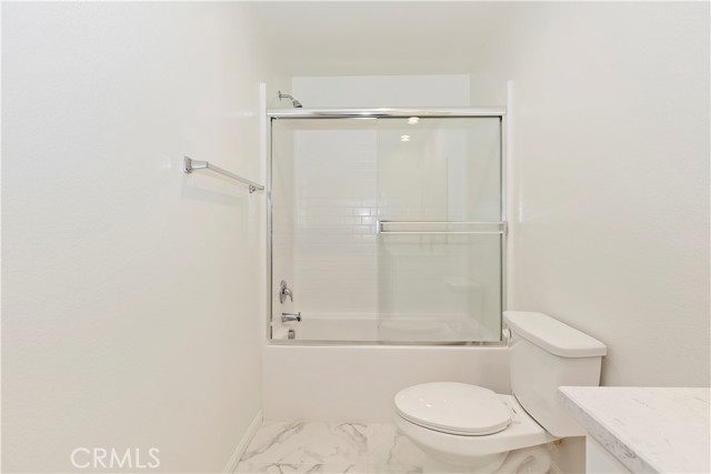 Detail Gallery Image 10 of 28 For 16546 Biola Pl, Victorville,  CA 92395 - 4 Beds | 3 Baths