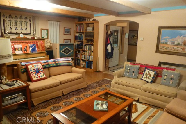 3475 Canyon Road, 29 Palms CA: https://media.crmls.org/medias/d89ece9b-62f1-41a5-99e5-1a340ce51be5.jpg
