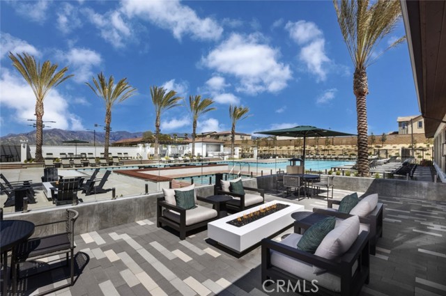 16573 Bottlebrush Lane, Fontana CA: https://media.crmls.org/medias/d89fc1dc-cd95-43bc-987b-5deaf0f88a1d.jpg