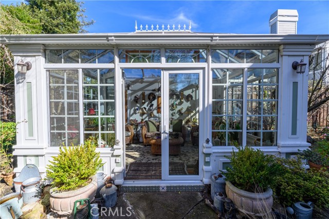 Detail Gallery Image 8 of 47 For 1811 Maiden Ln, Petaluma,  CA 94954 - 5 Beds | 3 Baths