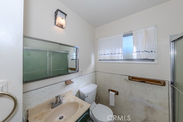 Detail Gallery Image 19 of 27 For 690 Capital Street, Costa Mesa,  CA 92627 - 4 Beds | 2 Baths