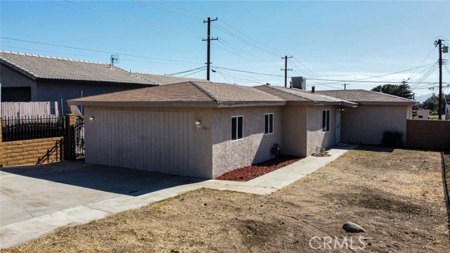 Detail Gallery Image 10 of 28 For 287 E 48th St, San Bernardino,  CA 92404 - 5 Beds | 3 Baths