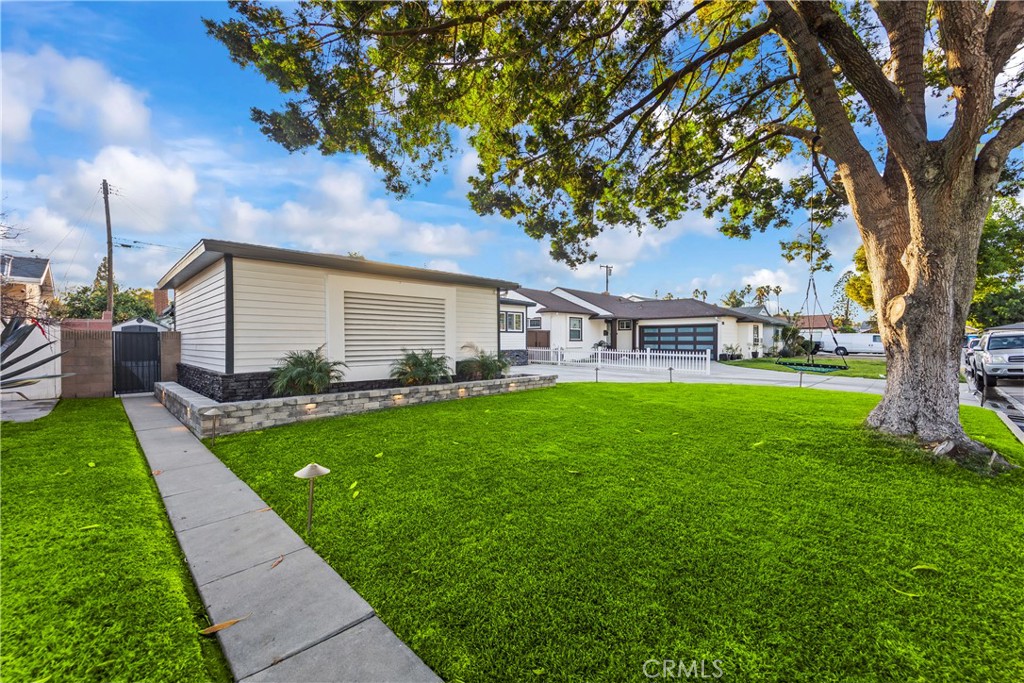 D8A3385B 9241 43A9 A5B6 B7B4B87E9A3B 7832 Devenir Avenue, Downey, Ca 90242 &Lt;Span Style='BackgroundColor:transparent;Padding:0Px;'&Gt; &Lt;Small&Gt; &Lt;I&Gt; &Lt;/I&Gt; &Lt;/Small&Gt;&Lt;/Span&Gt;