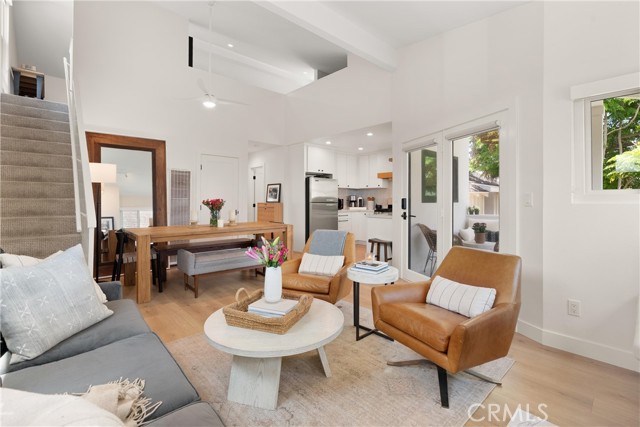 Detail Gallery Image 5 of 26 For 617 1/2 Acacia Ave, Corona Del Mar,  CA 92625 - 2 Beds | 2 Baths