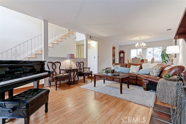 2218 Gates Avenue, Redondo Beach, California 90278, 4 Bedrooms Bedrooms, ,2 BathroomsBathrooms,Residential,Sold,Gates,SB17034339